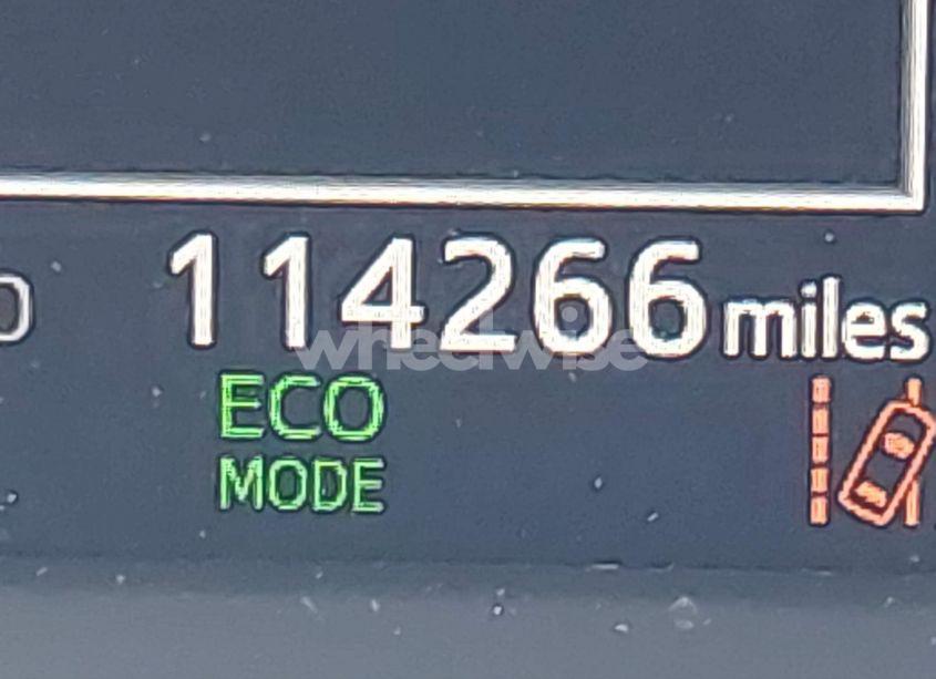 Photo 15 of 2018 Toyota Rav4 LE (VIN 2T3ZFREV6JW429087)