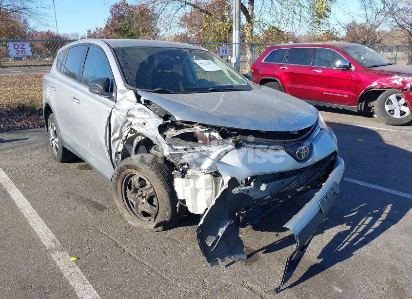 Photo 6 of 2018 Toyota Rav4 LE (VIN 2T3ZFREV6JW429087)