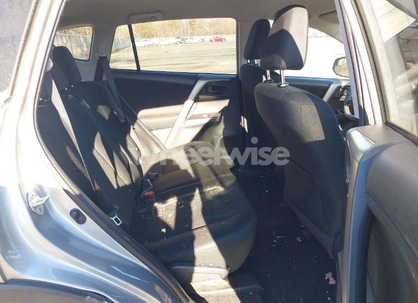 Photo 8 of 2018 Toyota Rav4 LE (VIN 2T3ZFREV6JW429087)