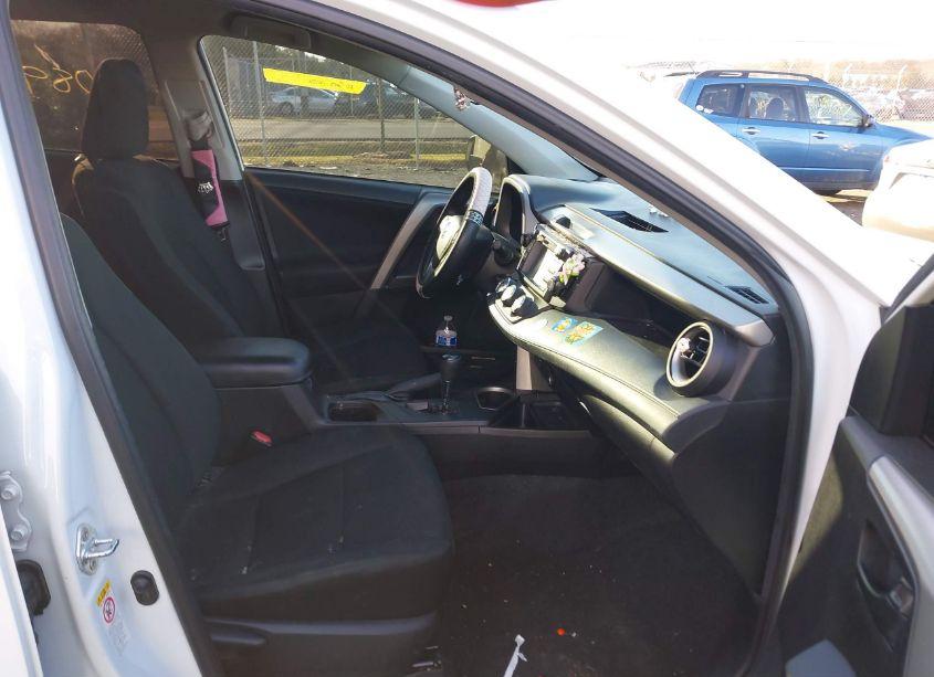 Photo 5 of 2018 Toyota Rav4 LE (VIN 2T3ZFREV6JW442647)