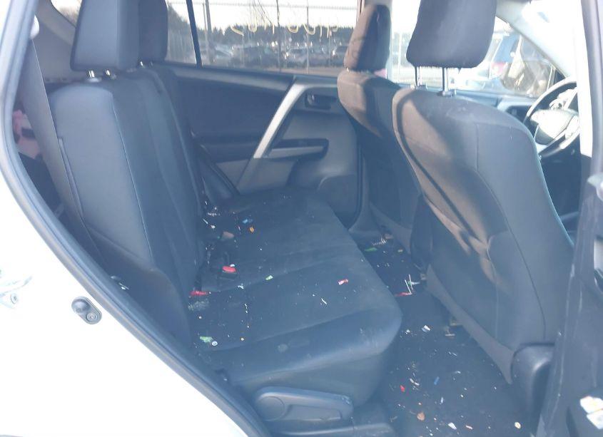 Photo 8 of 2018 Toyota Rav4 LE (VIN 2T3ZFREV6JW442647)