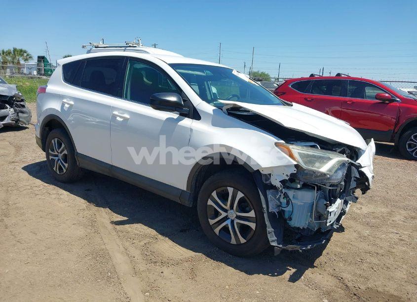 2018 Toyota Rav4 LE (VIN 2T3ZFREV6JW464132) main photo