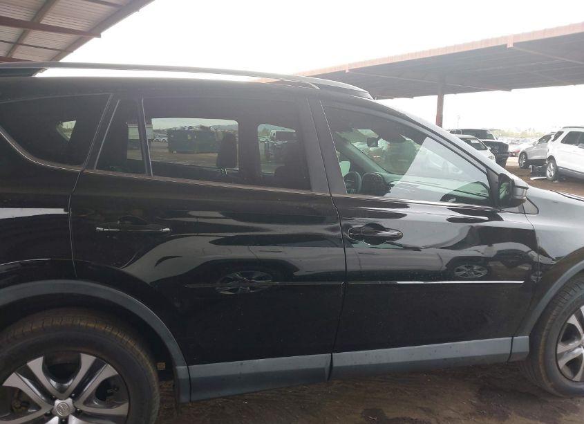 Photo 14 of 2018 Toyota Rav4 LE (VIN 2T3ZFREV6JW496143)