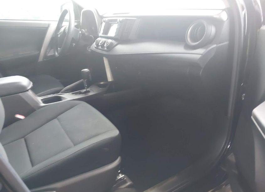 Photo 5 of 2018 Toyota Rav4 LE (VIN 2T3ZFREV6JW496143)