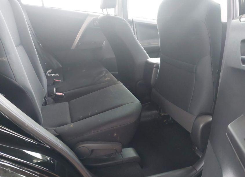 Photo 8 of 2018 Toyota Rav4 LE (VIN 2T3ZFREV6JW496143)