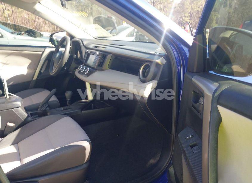 Photo 5 of 2015 Toyota Rav4 LE (VIN 2T3ZFREV7FW159312)