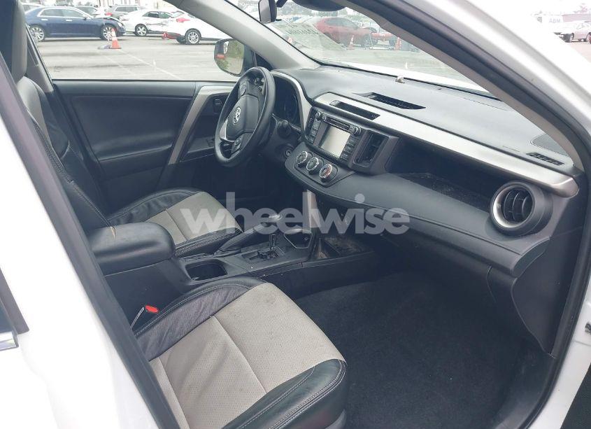 Photo 5 of 2017 Toyota Rav4 LE (VIN 2T3ZFREV7HW404547)