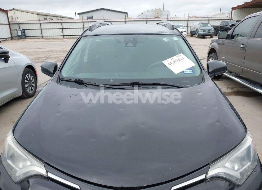 Photo 6 of 2018 Toyota Rav4 LE (VIN 2T3ZFREV7JW426988)
