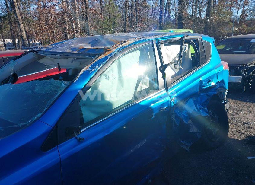 Photo 6 of 2018 Toyota Rav4 LE (VIN 2T3ZFREV7JW439496)