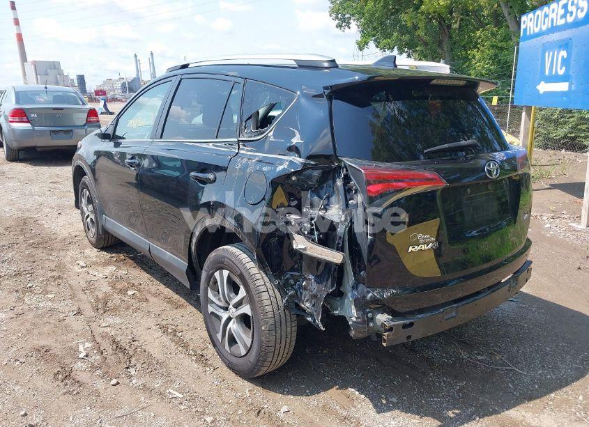 Photo 3 of 2018 Toyota Rav4 LE (VIN 2T3ZFREV7JW464348)