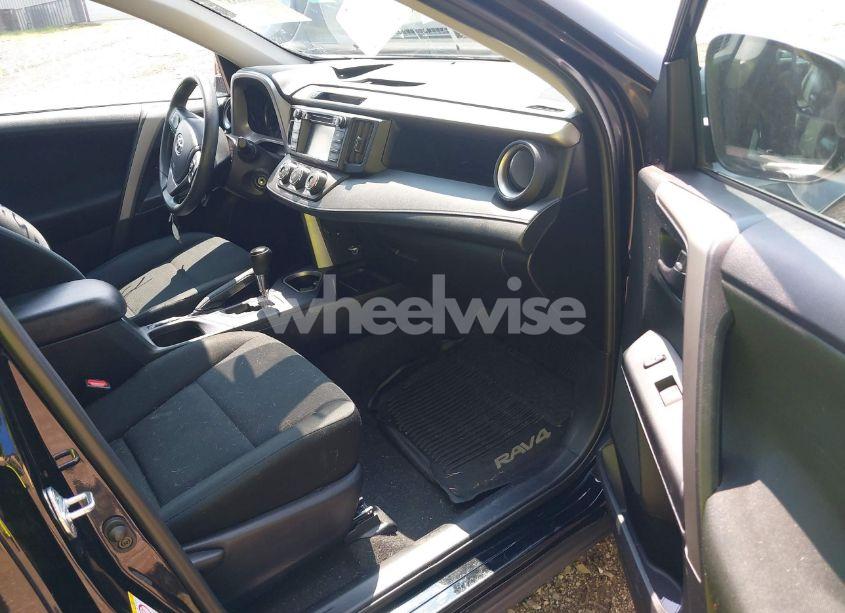 Photo 5 of 2018 Toyota Rav4 LE (VIN 2T3ZFREV7JW464348)