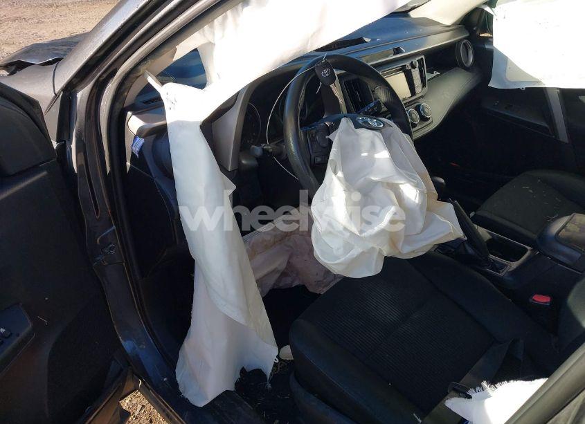 Photo 18 of 2018 Toyota Rav4 LE (VIN 2T3ZFREV7JW517761)