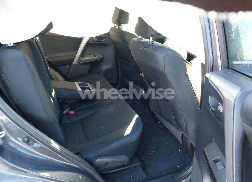 Photo 8 of 2018 Toyota Rav4 LE (VIN 2T3ZFREV7JW517761)