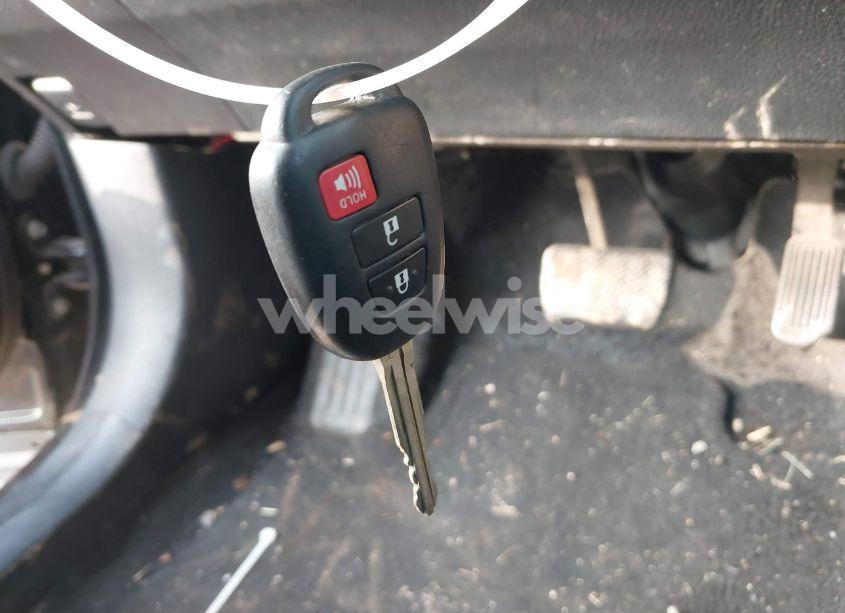 Photo 10 of 2013 Toyota Rav4 LE (VIN 2T3ZFREV8DW038236)