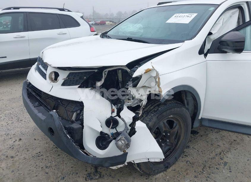 Photo 6 of 2014 Toyota Rav4 LE (VIN 2T3ZFREV8EW100266)