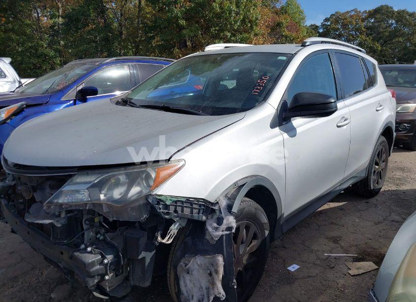 Photo 2 of 2015 Toyota Rav4 LE (VIN 2T3ZFREV8FW173350)