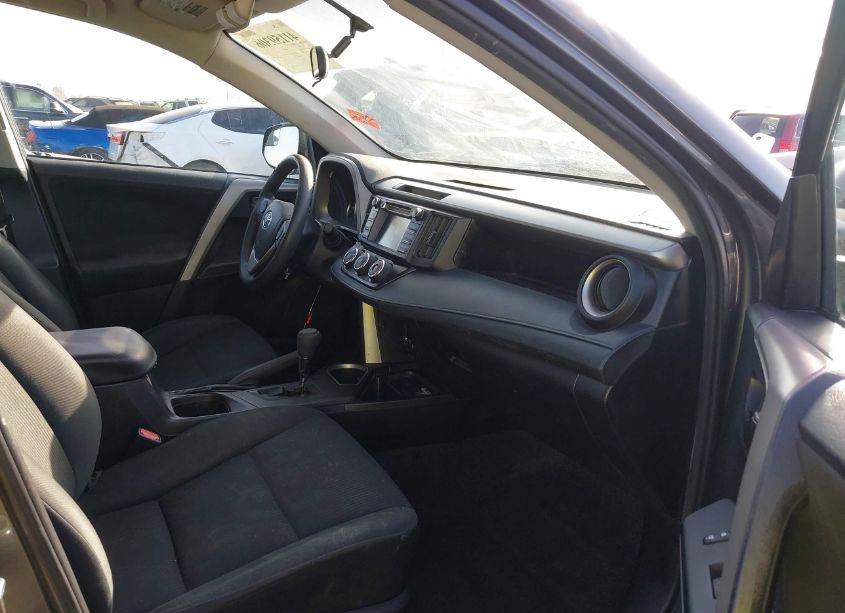 Photo 5 of 2016 Toyota Rav4 LE (VIN 2T3ZFREV8GW256049)