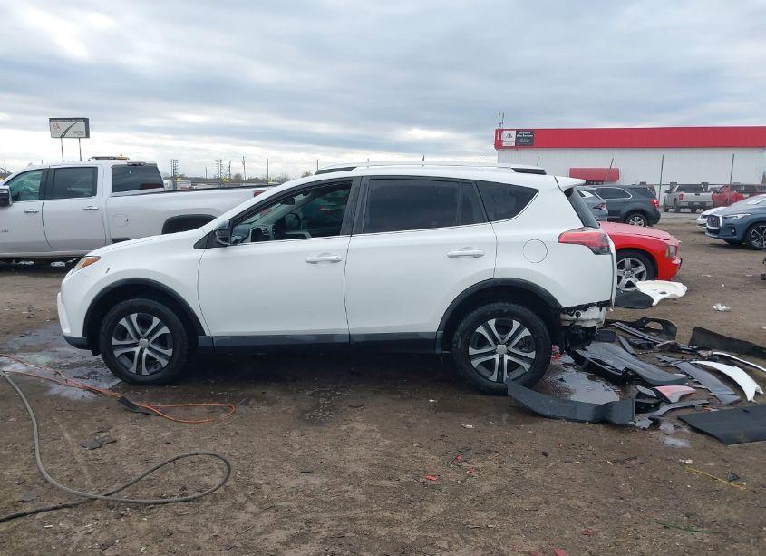 Photo 14 of 2016 Toyota Rav4 LE (VIN 2T3ZFREV8GW291433)