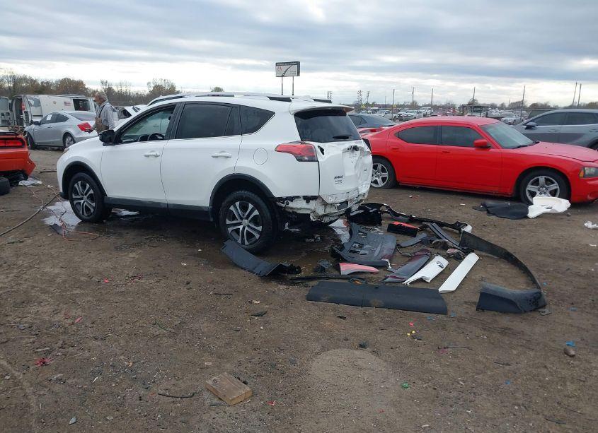 Photo 3 of 2016 Toyota Rav4 LE (VIN 2T3ZFREV8GW291433)