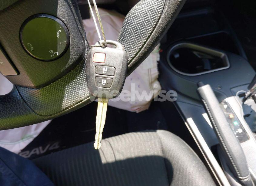 Photo 11 of 2016 Toyota Rav4 LE (VIN 2T3ZFREV8GW294669)