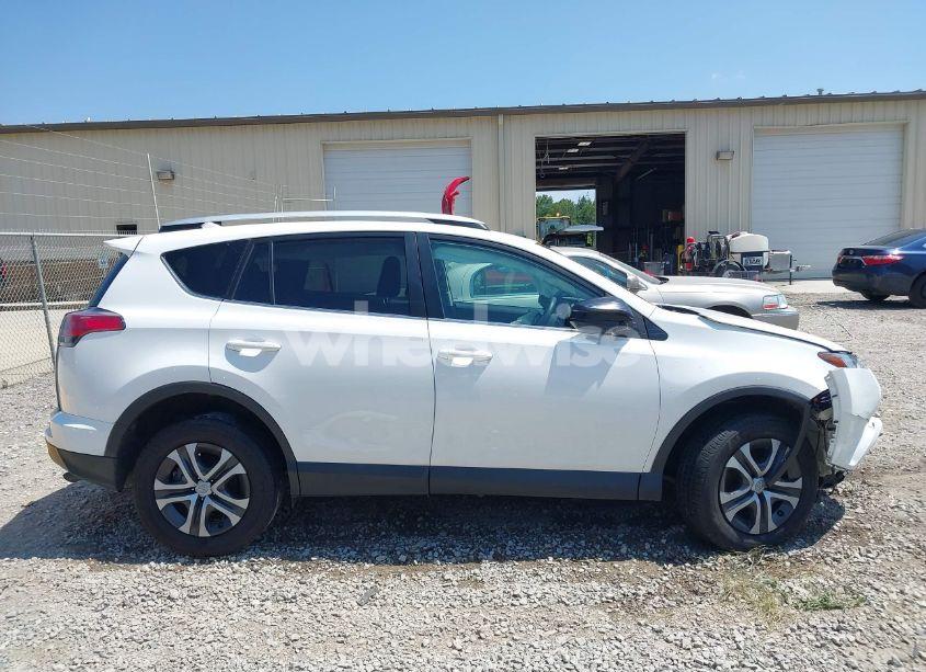 Photo 13 of 2016 Toyota Rav4 LE (VIN 2T3ZFREV8GW294669)