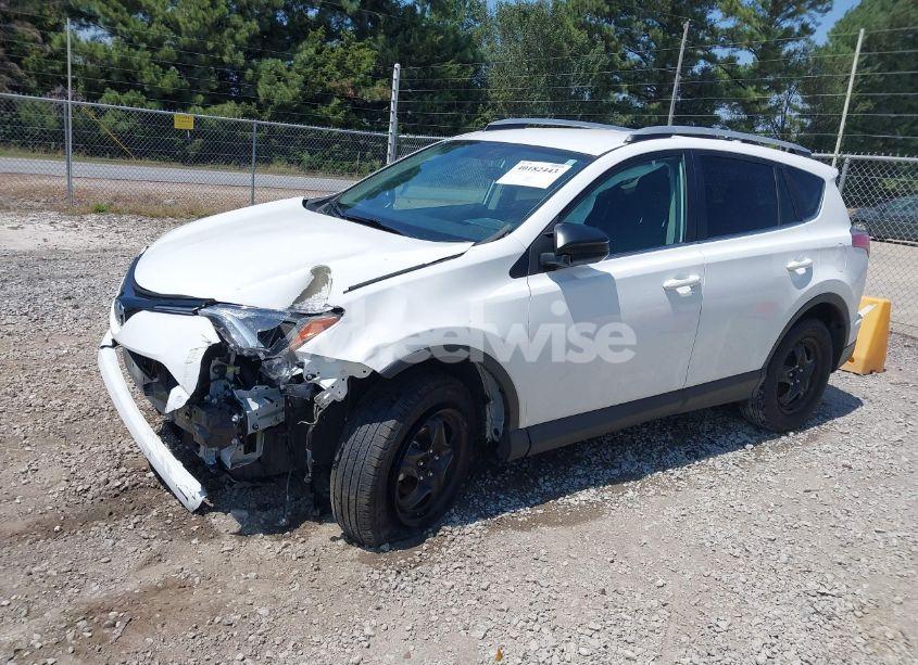 Photo 2 of 2016 Toyota Rav4 LE (VIN 2T3ZFREV8GW294669)