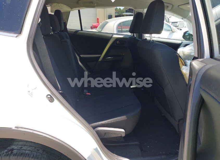 Photo 8 of 2016 Toyota Rav4 LE (VIN 2T3ZFREV8GW294669)