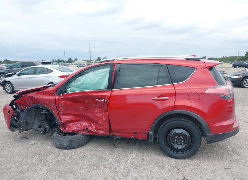Photo 14 of 2017 Toyota Rav4 LE (VIN 2T3ZFREV8HW330796)