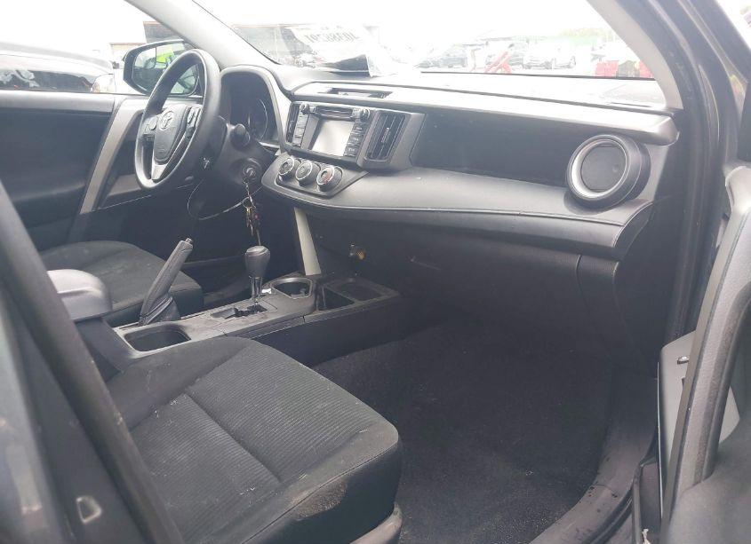 Photo 5 of 2017 Toyota Rav4 LE (VIN 2T3ZFREV8HW350904)