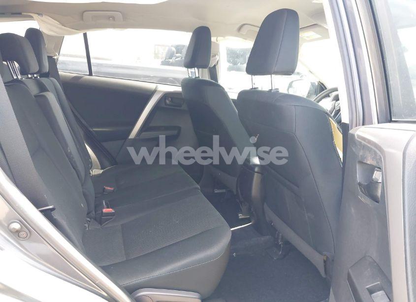 Photo 8 of 2018 Toyota Rav4 LE (VIN 2T3ZFREV8JW431133)