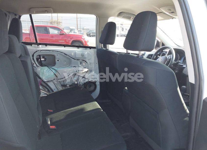 Photo 8 of 2018 Toyota Rav4 LE (VIN 2T3ZFREV8JW478209)