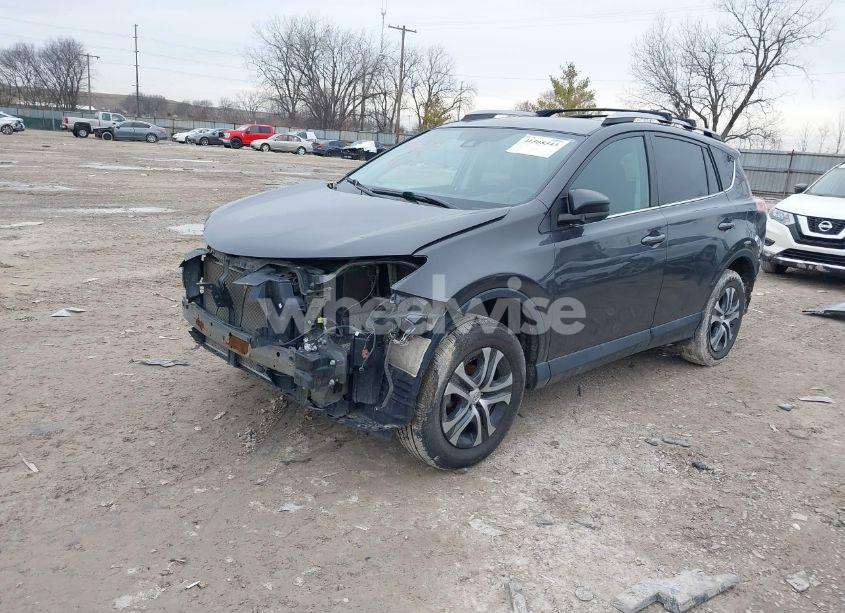 Photo 2 of 2018 Toyota Rav4 LE (VIN 2T3ZFREV8JW498055)