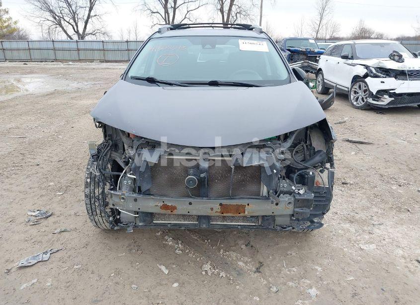 Photo 6 of 2018 Toyota Rav4 LE (VIN 2T3ZFREV8JW498055)