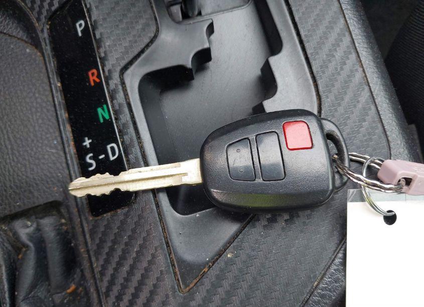 Photo 11 of 2015 Toyota Rav4 LE (VIN 2T3ZFREV9FW195616)