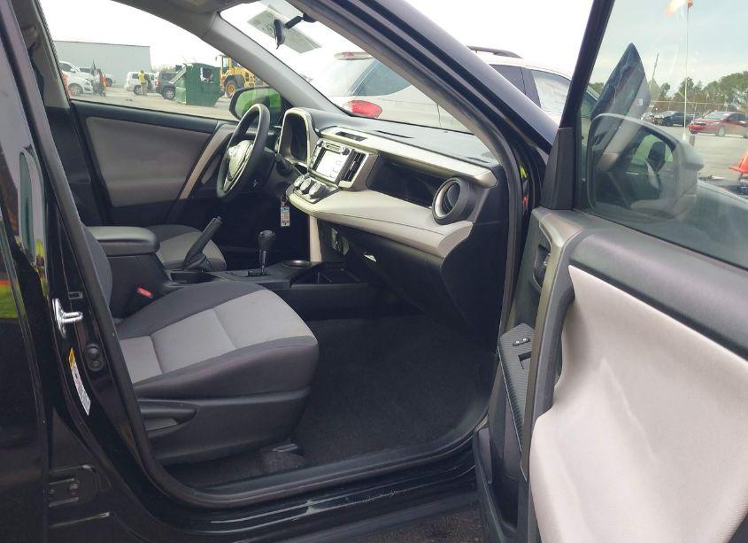 Photo 5 of 2015 Toyota Rav4 LE (VIN 2T3ZFREV9FW195616)