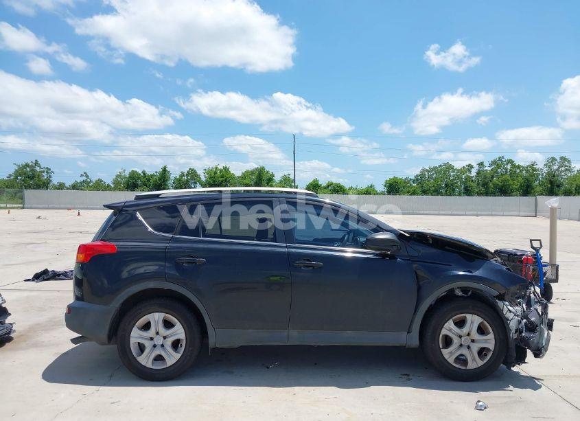 Photo 14 of 2015 Toyota Rav4 LE (VIN 2T3ZFREV9FW231580)