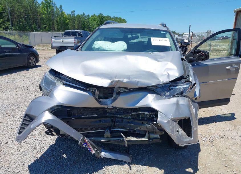 Photo 6 of 2016 Toyota Rav4 LE (VIN 2T3ZFREV9GW262121)