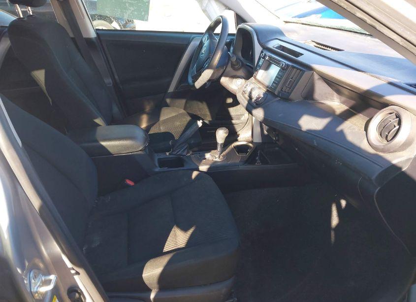 Photo 5 of 2017 Toyota Rav4 LE (VIN 2T3ZFREV9HW380123)