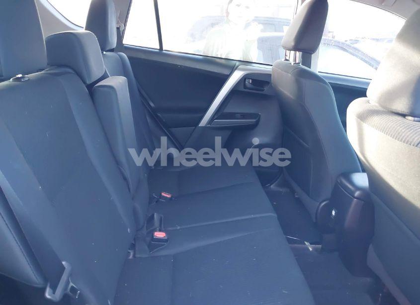 Photo 8 of 2018 Toyota Rav4 LE (VIN 2T3ZFREV9JW461905)