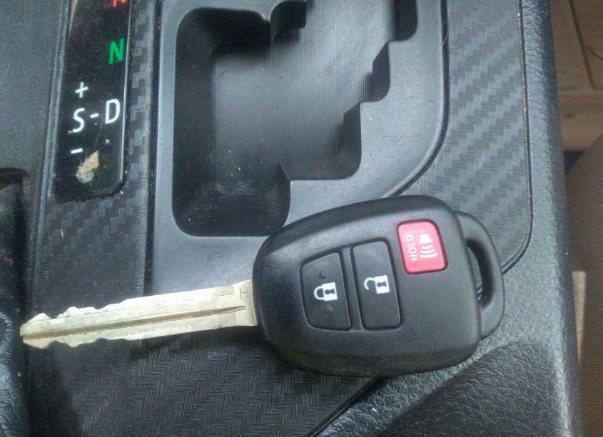 Photo 11 of 2013 Toyota Rav4 LE (VIN 2T3ZFREVXDW067849)