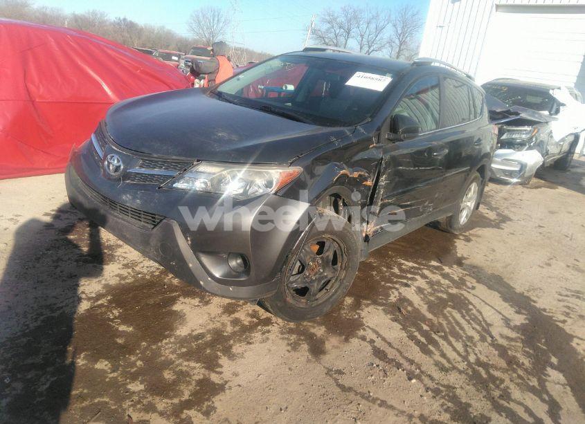 Photo 2 of 2014 Toyota Rav4 LE (VIN 2T3ZFREVXEW127453)