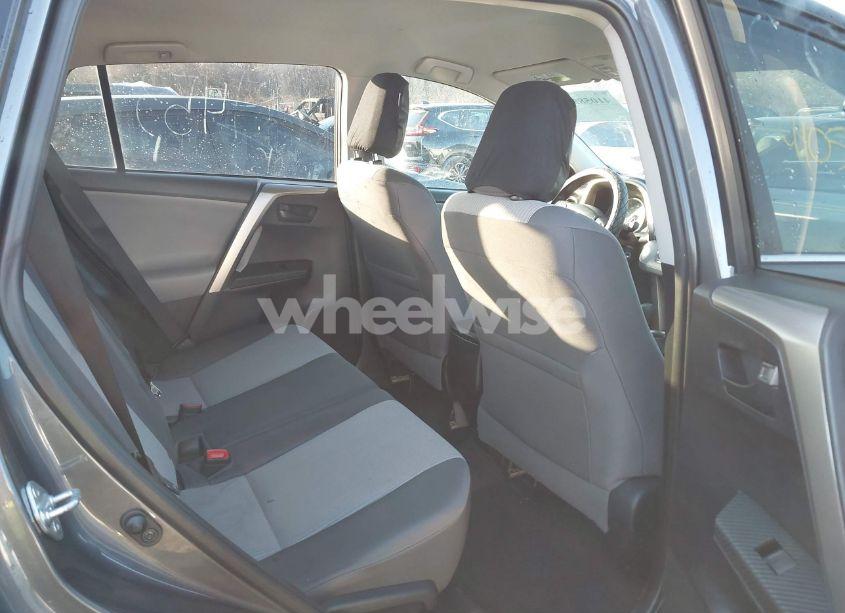 Photo 8 of 2014 Toyota Rav4 LE (VIN 2T3ZFREVXEW127453)