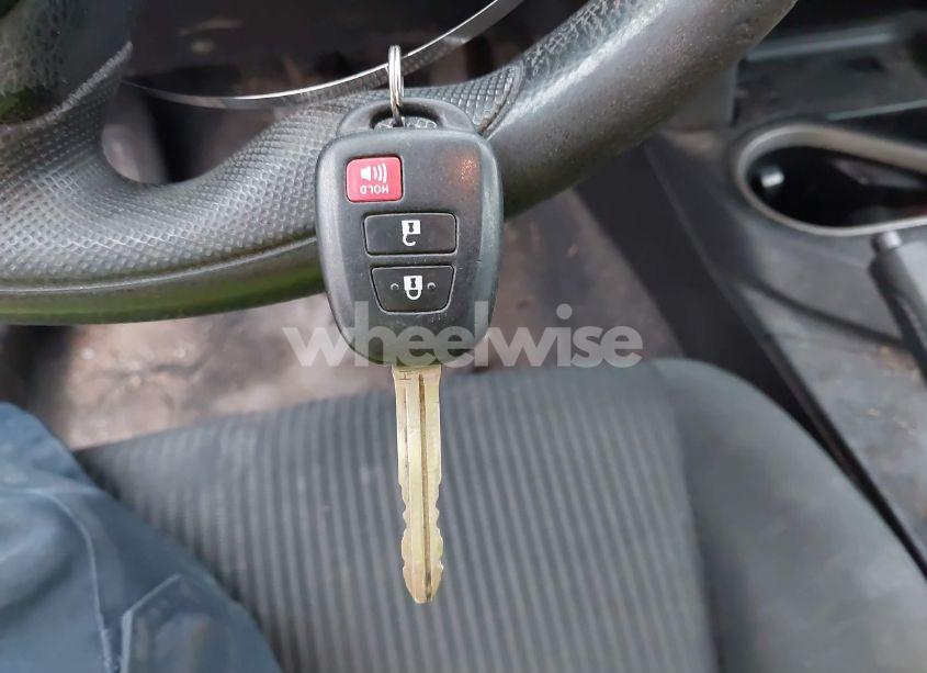 Photo 11 of 2016 Toyota Rav4 LE (VIN 2T3ZFREVXGW248485)