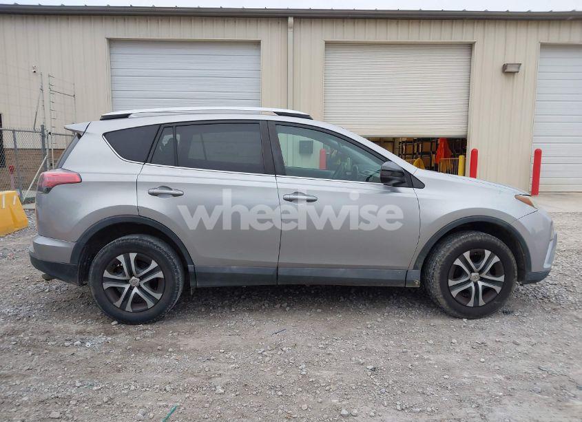Photo 14 of 2016 Toyota Rav4 LE (VIN 2T3ZFREVXGW248485)