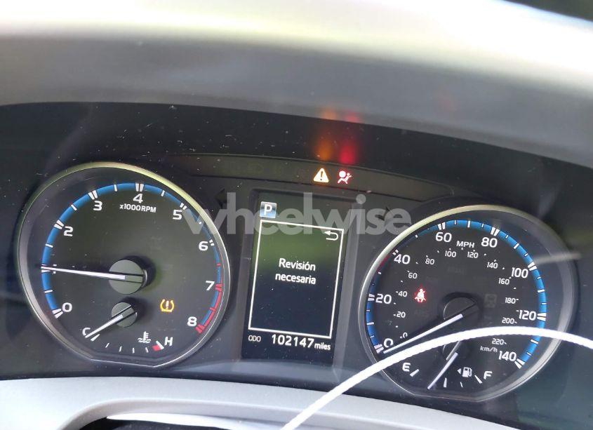 Photo 15 of 2018 Toyota Rav4 LE (VIN 2T3ZFREVXJW442439)