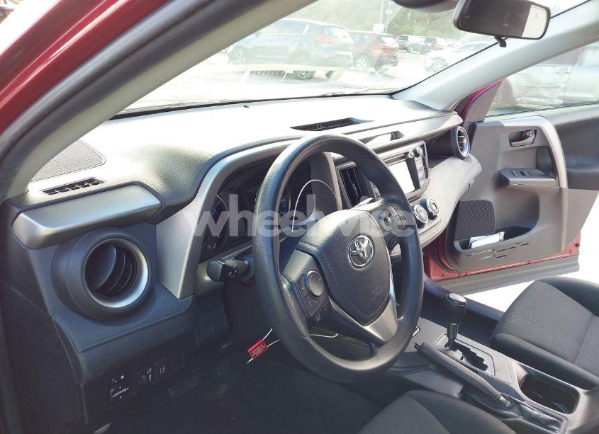 Photo 5 of 2018 Toyota Rav4 LE (VIN 2T3ZFREVXJW442439)