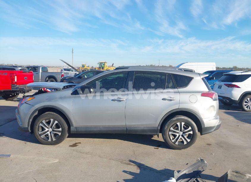 Photo 14 of 2018 Toyota Rav4 LE (VIN 2T3ZFREVXJW443400)