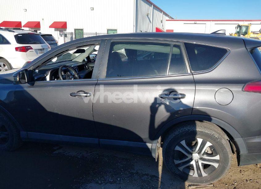 Photo 15 of 2018 Toyota Rav4 LE (VIN 2T3ZFREVXJW457331)