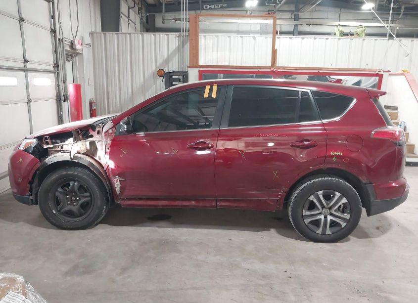 Photo 15 of 2018 Toyota Rav4 LE (VIN 2T3ZFREVXJW459449)