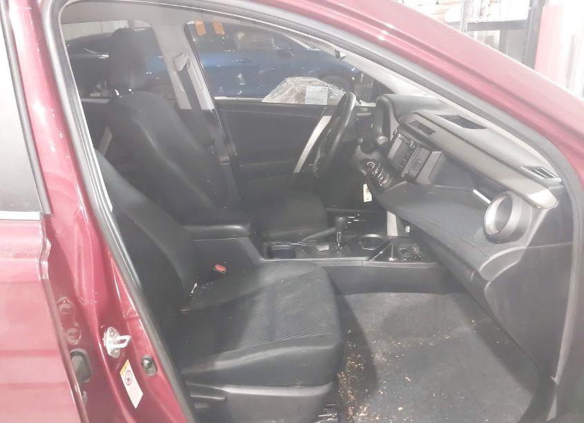 Photo 5 of 2018 Toyota Rav4 LE (VIN 2T3ZFREVXJW459449)